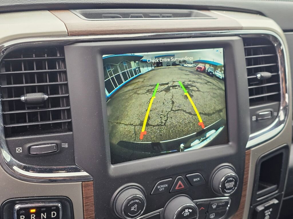 Used 2018 RAM 1500 Laramie w/ Convenience Group AWD/4WD image 38
