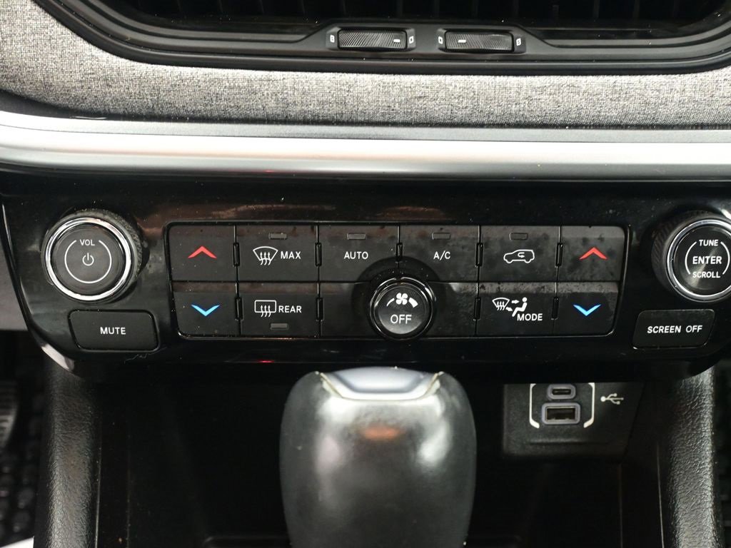 Used 2022 Jeep Compass Latitude w/ Convenience Group image 6