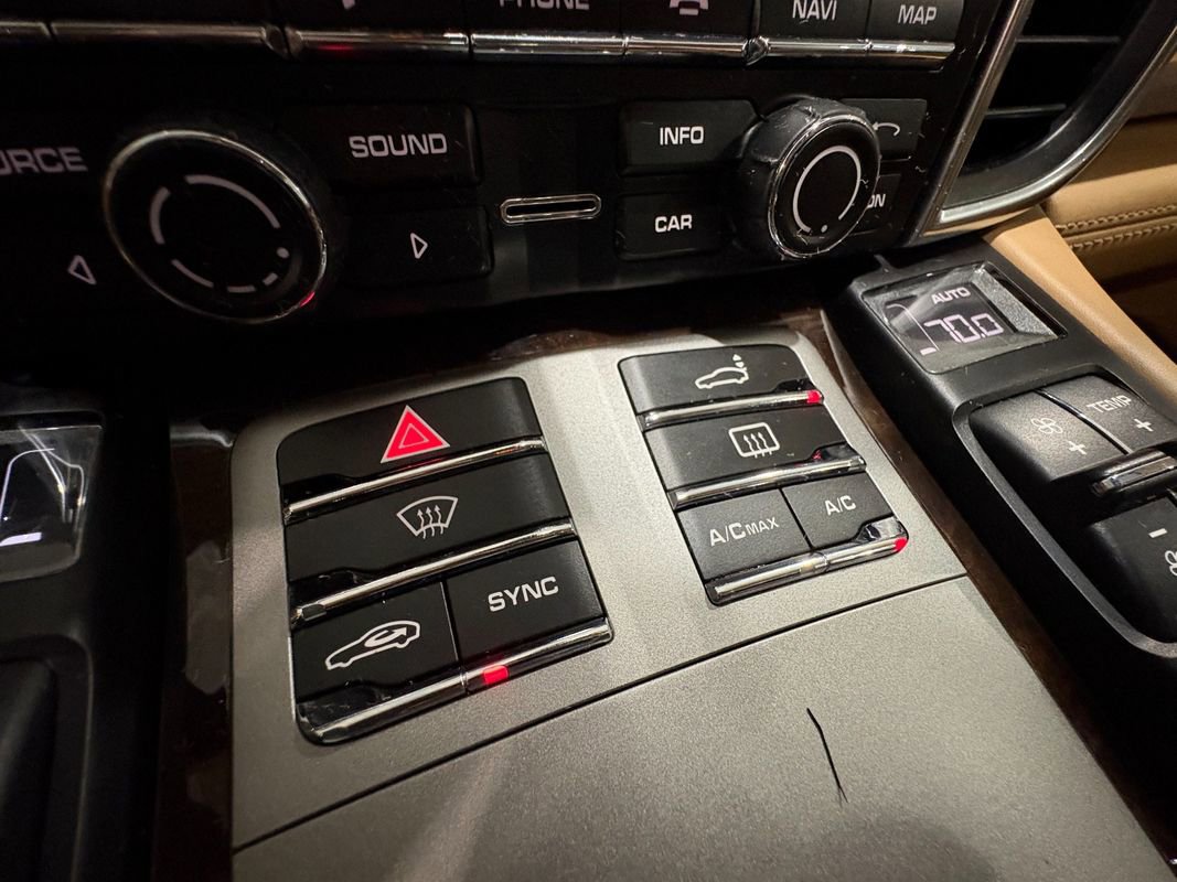 Used 2015 Porsche Panamera GTS w/ Premium Package Plus image 23