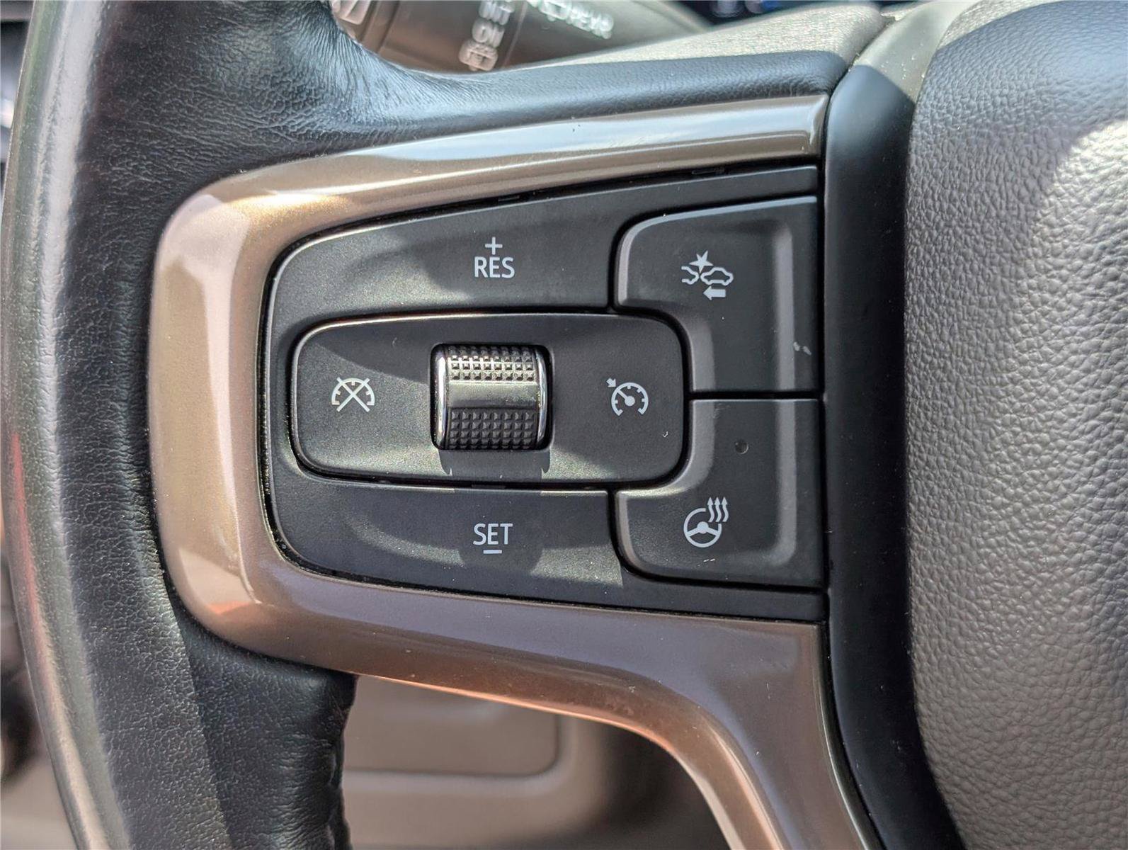 Used 2023 Chevrolet Tahoe High Country AWD/4WD image 27