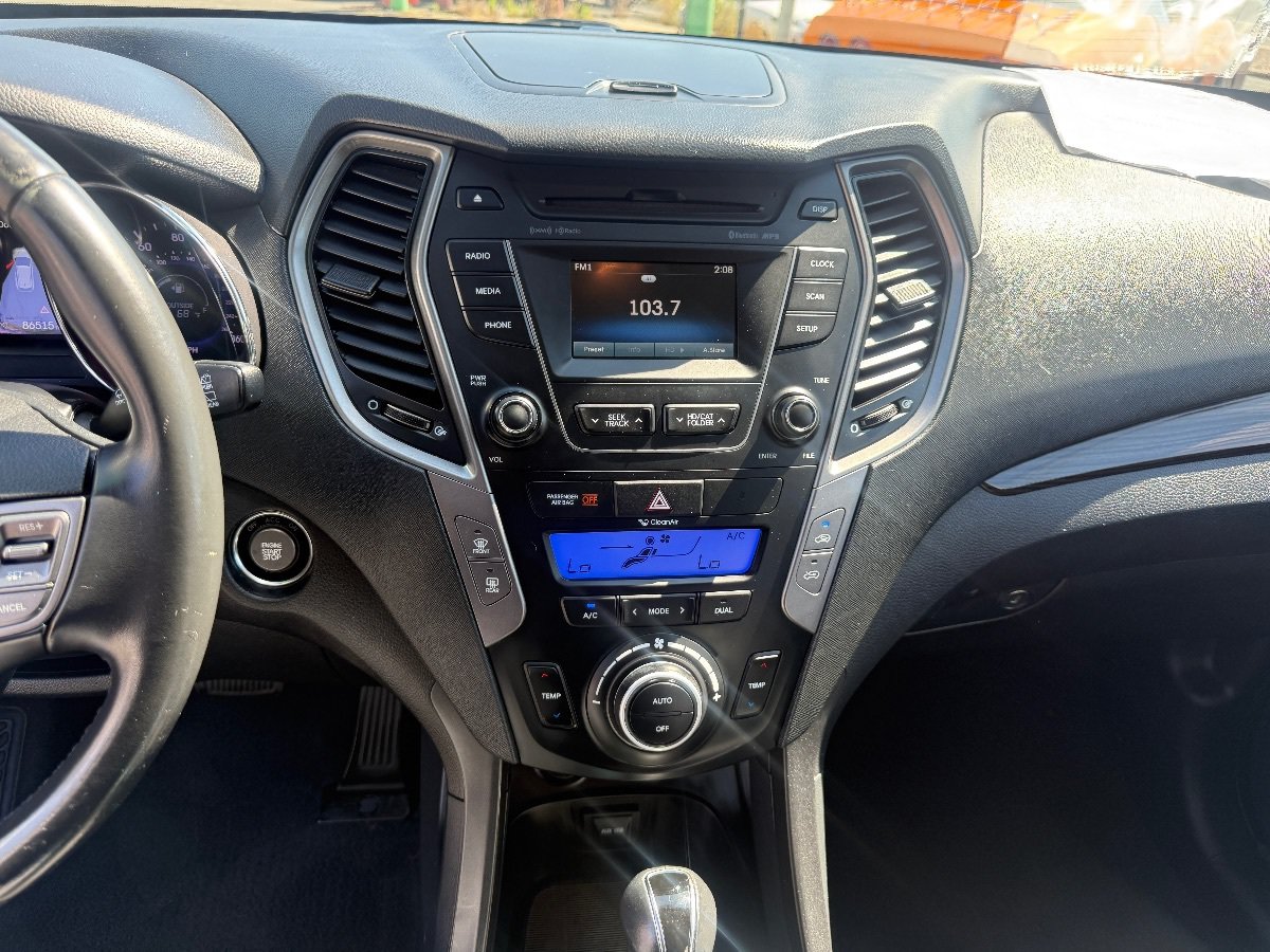 Used 2015 Hyundai Santa Fe Sport 2.0T FWD image 26