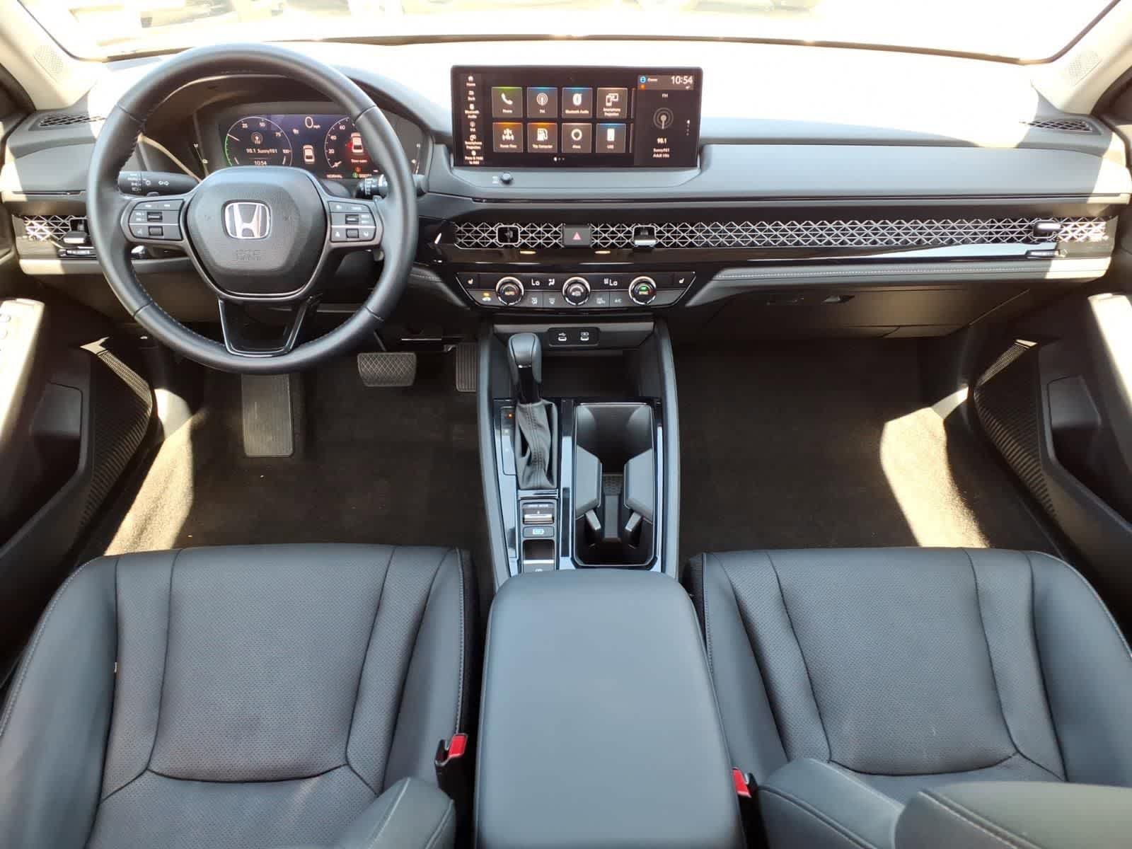 Used 2024 Honda Accord EX-L image 10