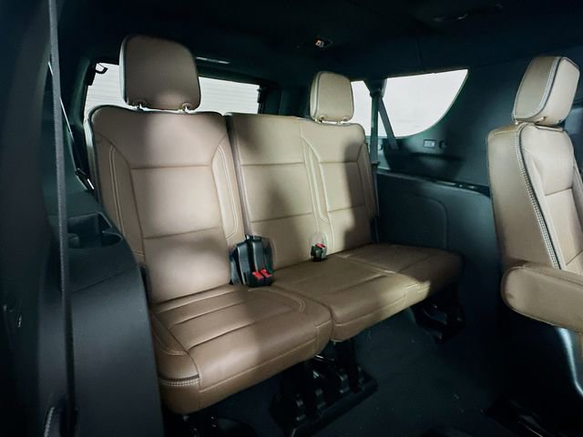 New 2026 Chevrolet Suburban High Country image 30