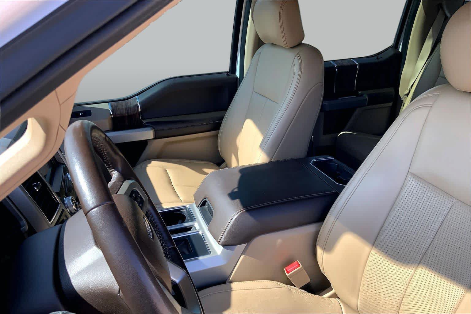 Used 2019 Ford F150 Lariat w/ Equipment Group 502A Luxury AWD/4WD image 8