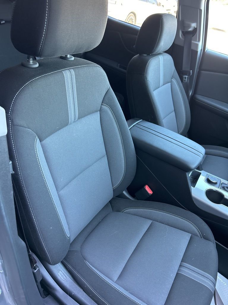 Used 2025 Chevrolet Blazer LT image 16