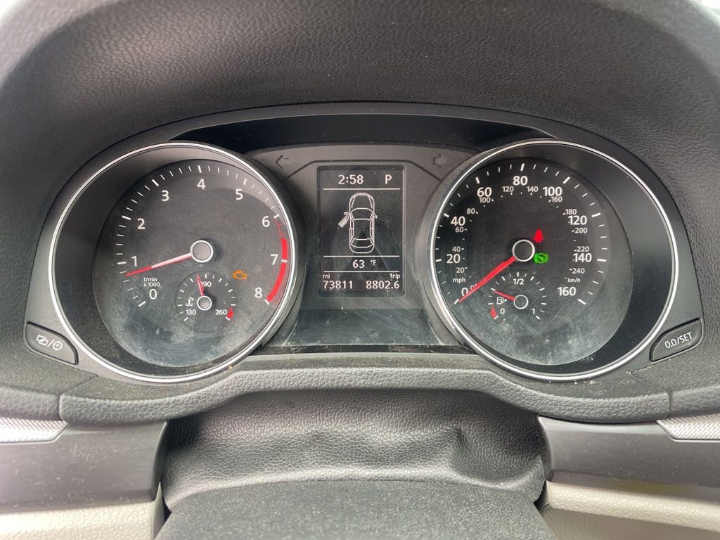Used 2016 Volkswagen Passat 1.8T R-Line image 16