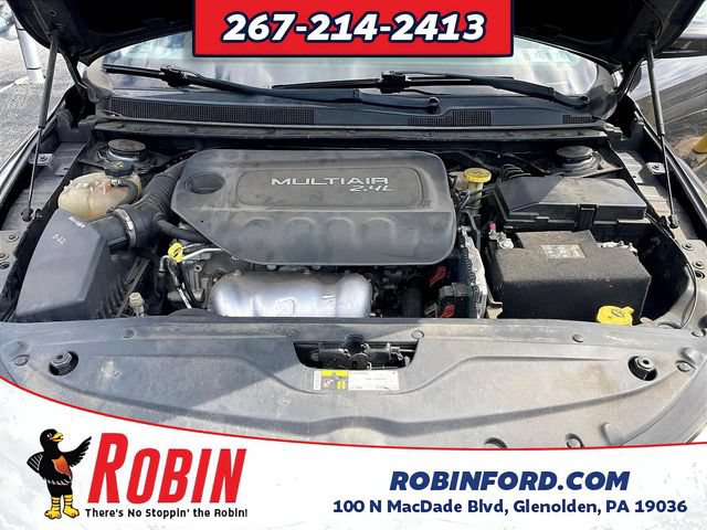 Used 2016 Chrysler 200 Limited FWD image 29