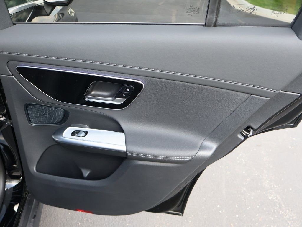 Certified 2025 Mercedes-Benz GLC 300 4MATIC image 16