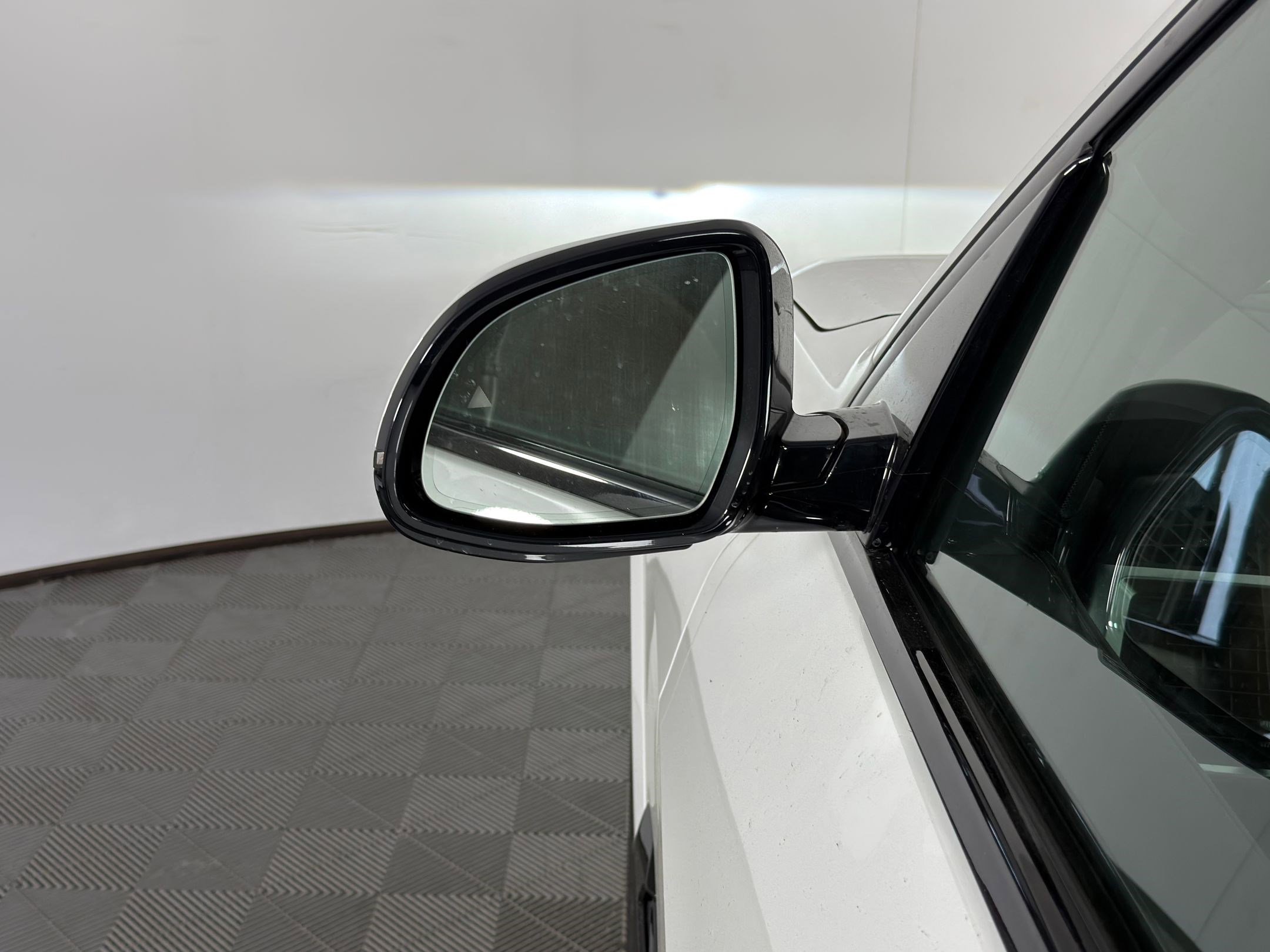 New 2026 BMW X5 sDrive40i w/ M Sport Package image 22