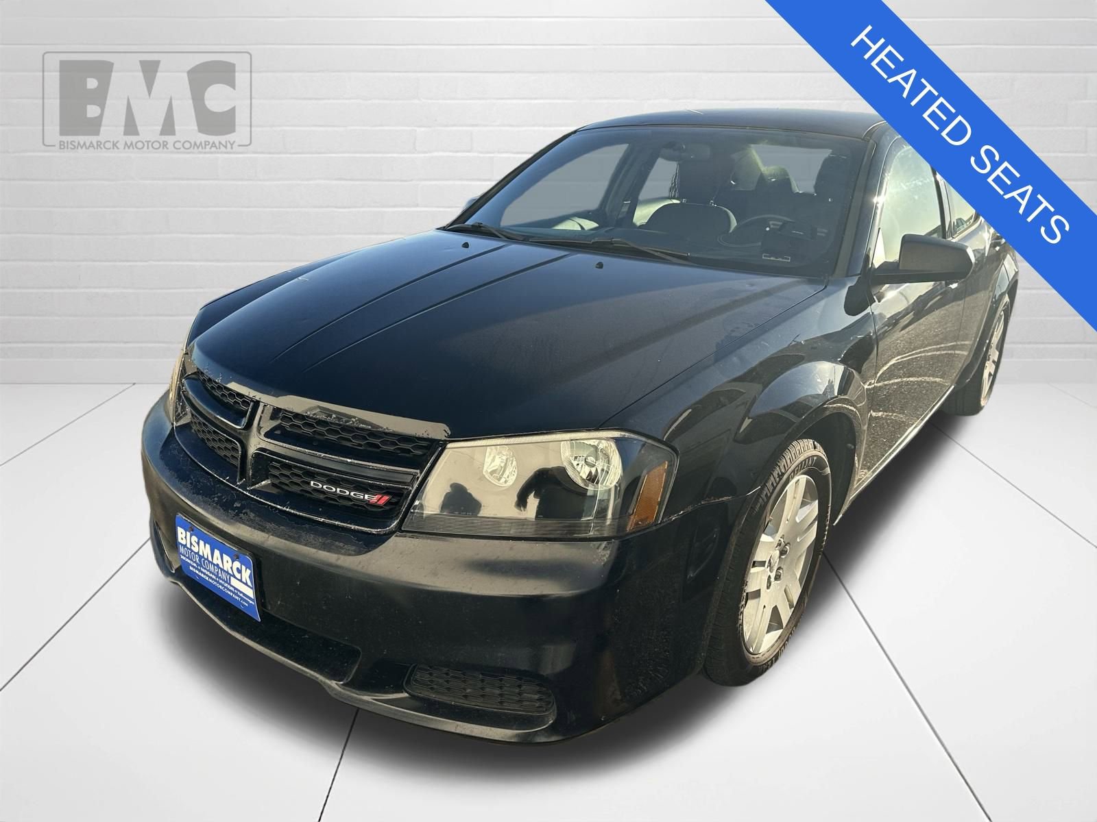 Used 2013 Dodge Avenger SE image 1