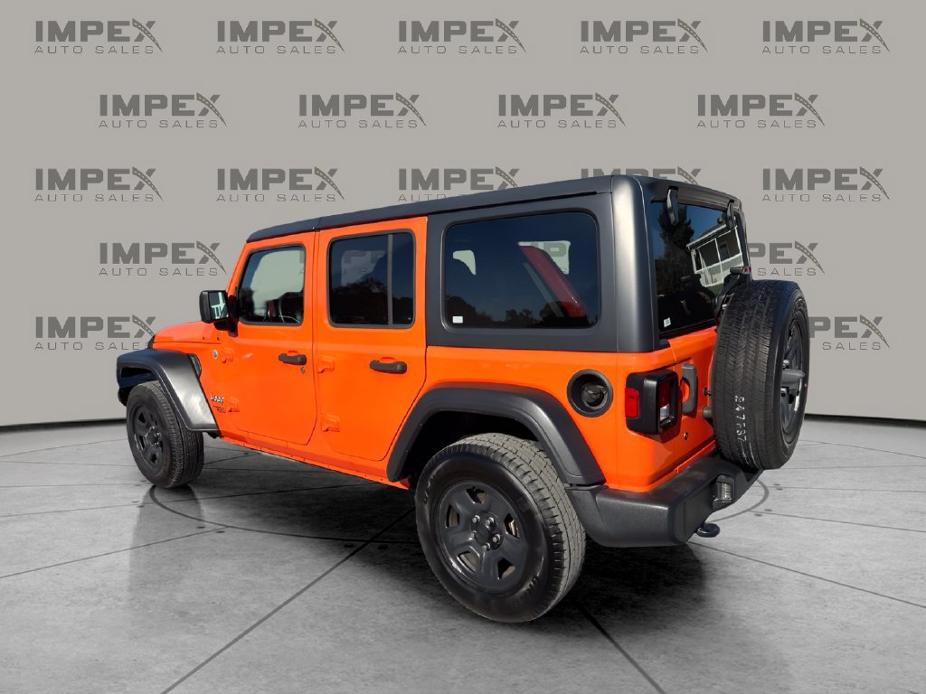Used 2018 Jeep Wrangler Unlimited Sport AWD/4WD image 3