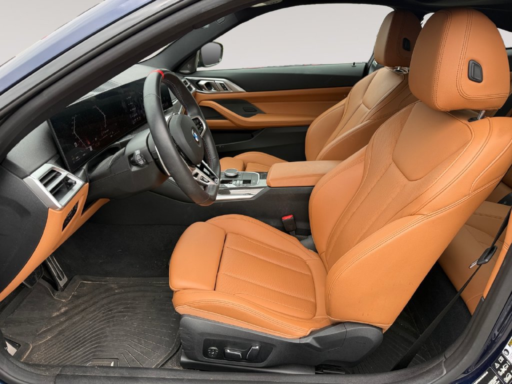 Certified 2025 BMW 440i xDrive Coupe w/ Premium Package AWD/4WD image 2