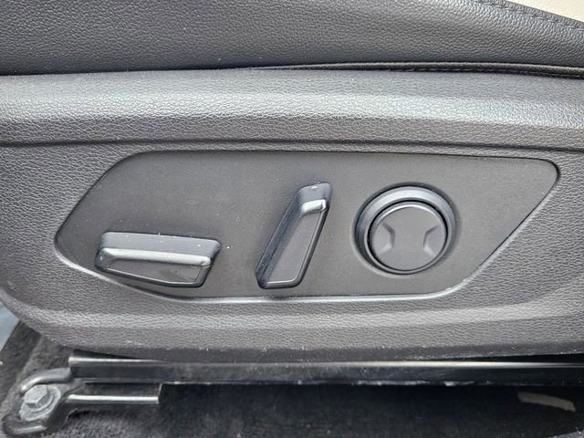 Used 2023 Kia Sportage EX image 12