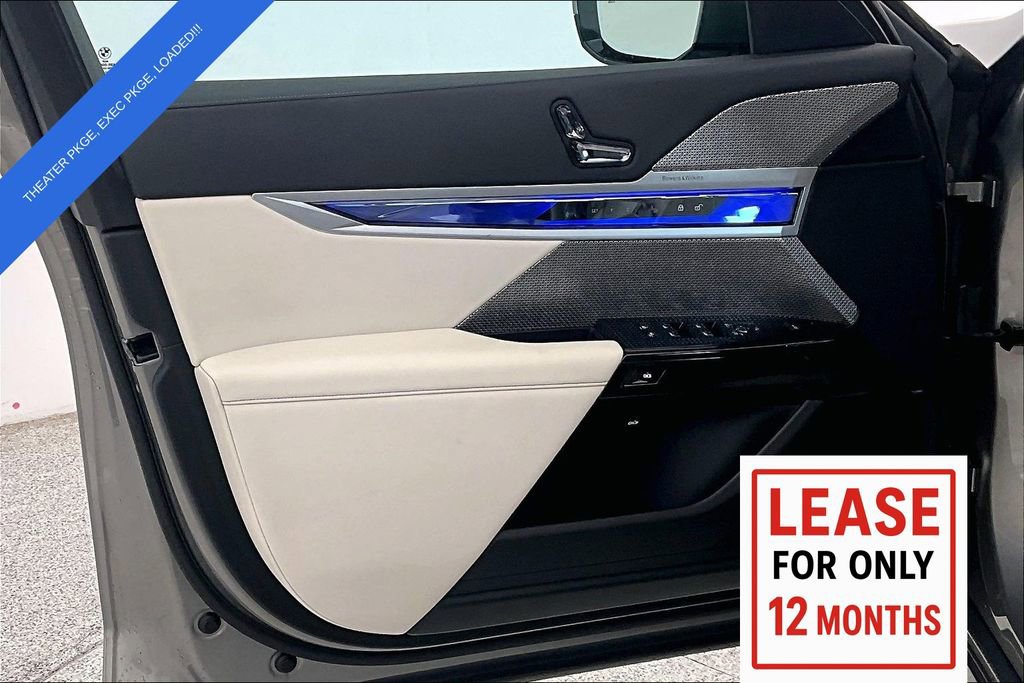 Used 2023 BMW 740i image 24