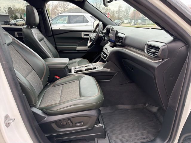 Certified 2022 Ford Explorer Timberline w/ Timberline Technology Package image 8