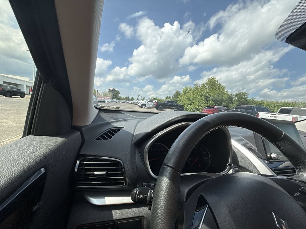 Used 2024 Mitsubishi Eclipse Cross SE AWD/4WD image 24