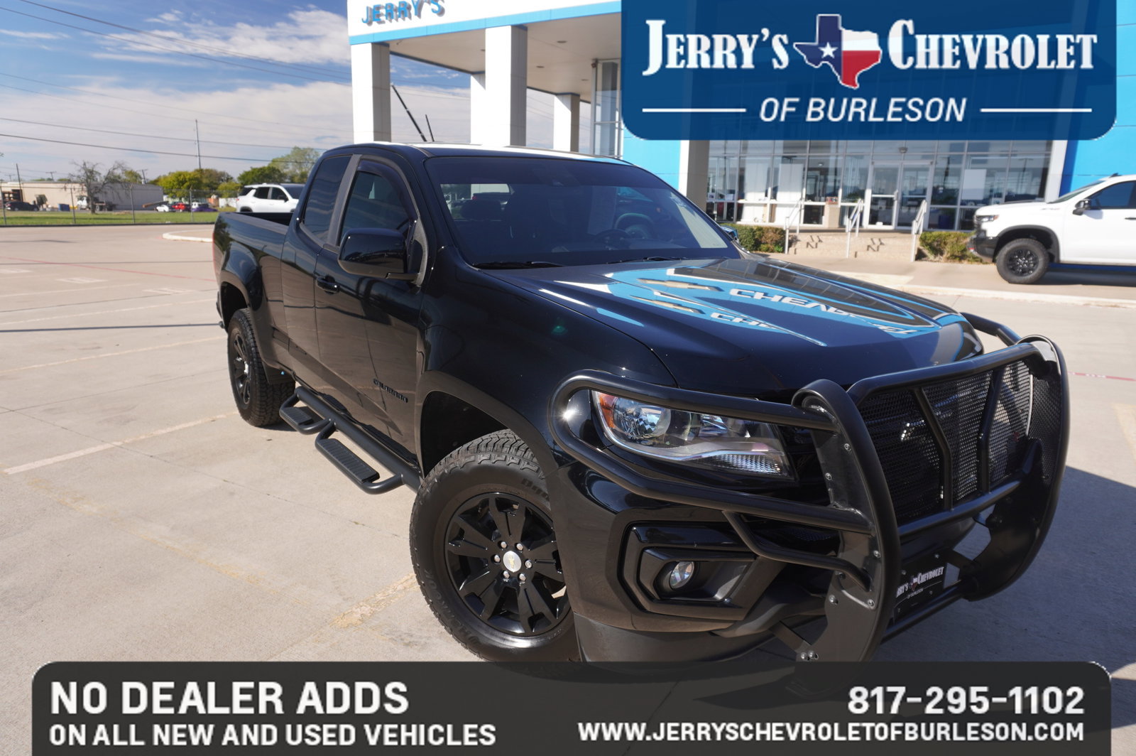 Used 2021 Chevrolet Colorado LT w/ Safety Package RWD image 2