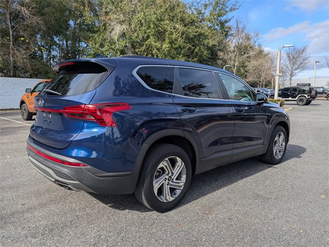 Used 2023 Hyundai Santa Fe SE image 2