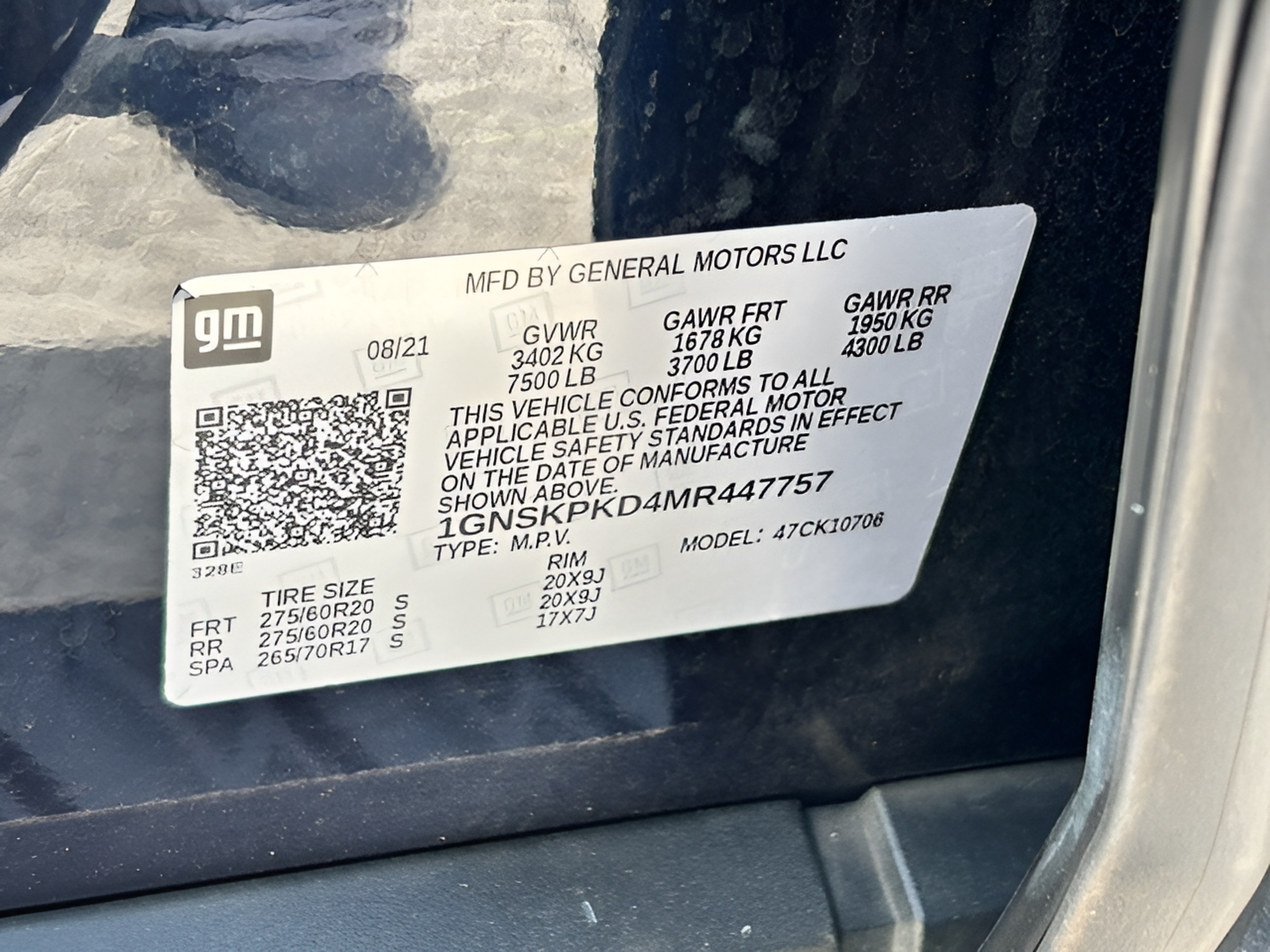 Used 2021 Chevrolet Tahoe Z71 w/ Luxury Package AWD/4WD image 31