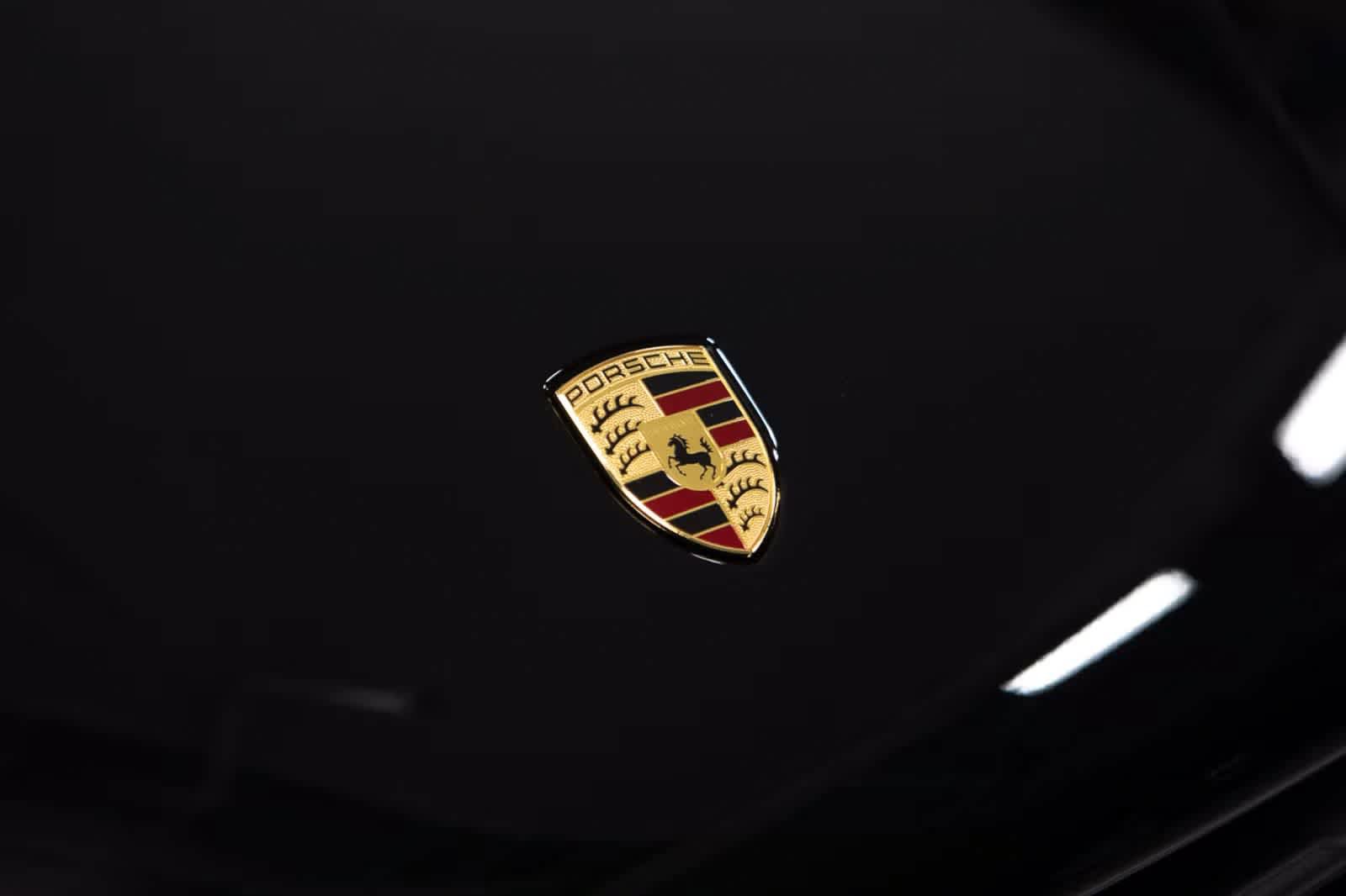 Certified 2026 Porsche Macan AWD/4WD image 17
