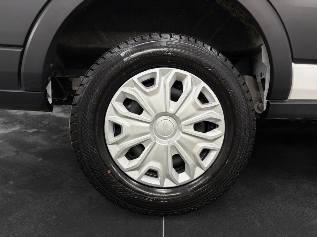 Used 2024 Ford E-Transit Low Roof RWD image 31