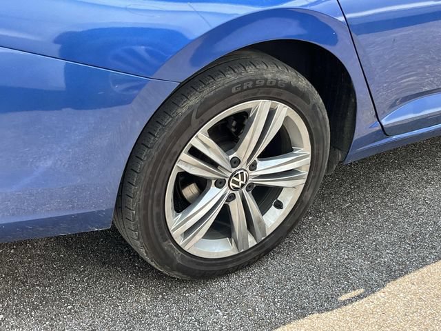 Used 2024 Volkswagen Jetta SE FWD image 12