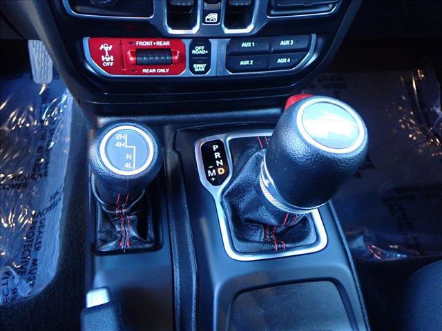 Used 2022 Jeep Gladiator Rubicon w/ Cold Weather Group image 19