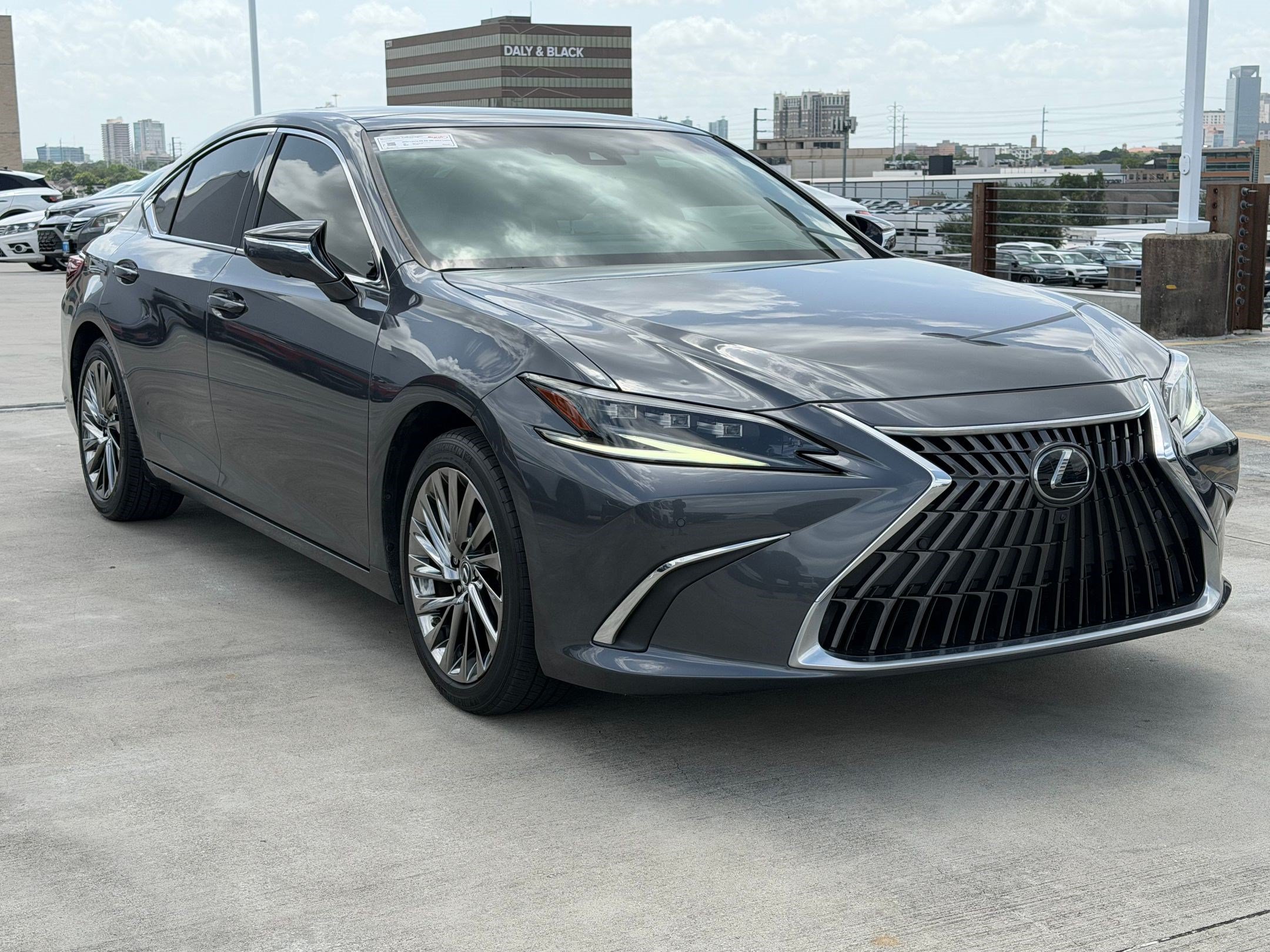 Used 2024 Lexus ES 350 Ultra Luxury FWD image 7