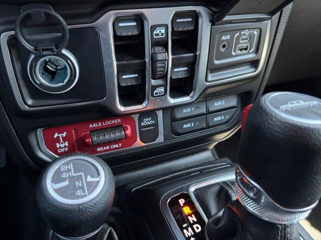 Certified 2025 Jeep Gladiator Willys image 15