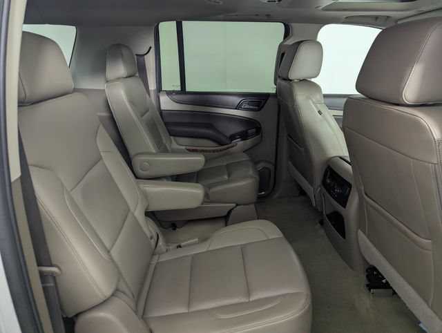 Used 2017 Chevrolet Suburban Premier AWD/4WD image 27
