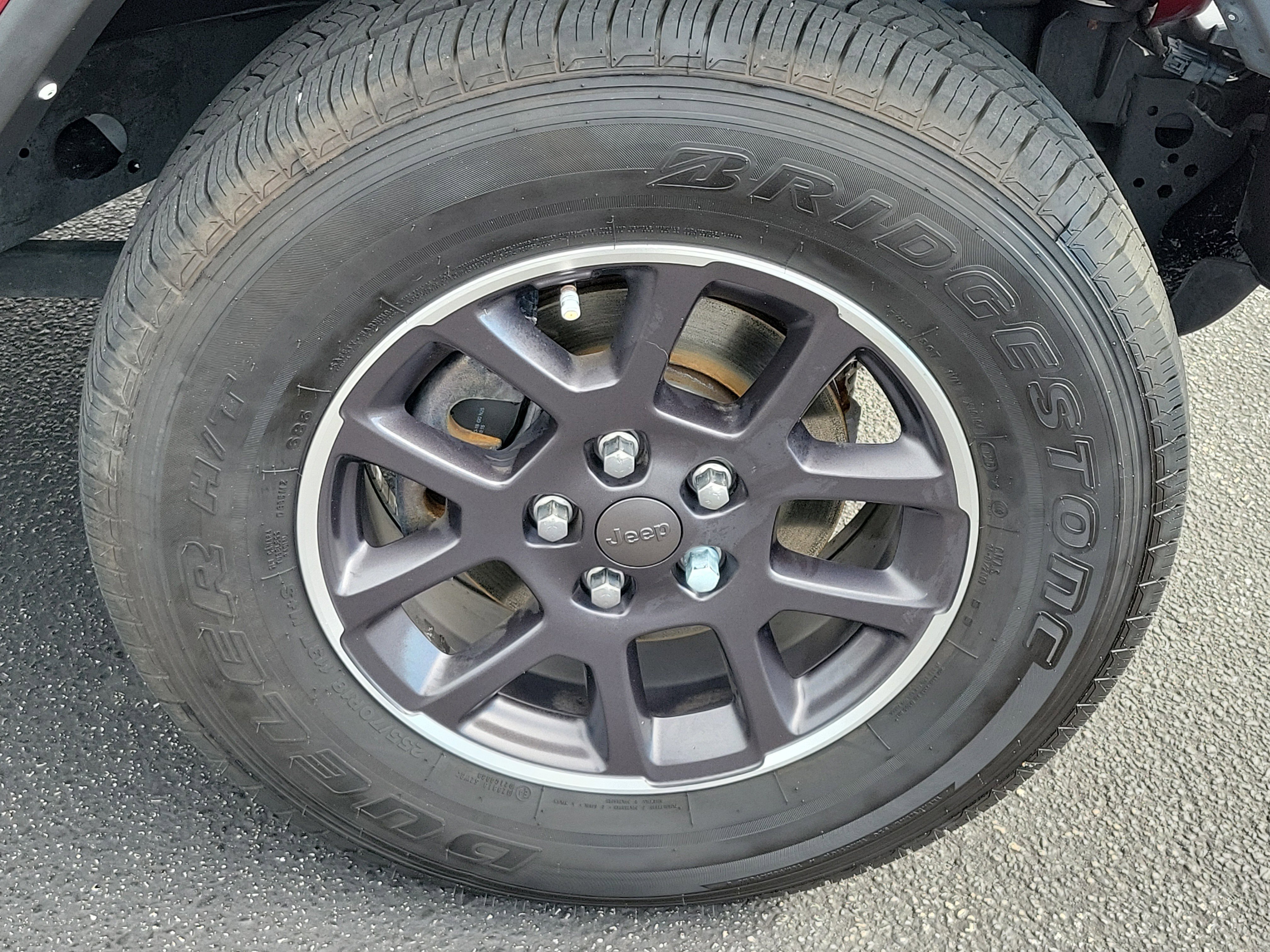 Used 2021 Jeep Gladiator Sport image 8