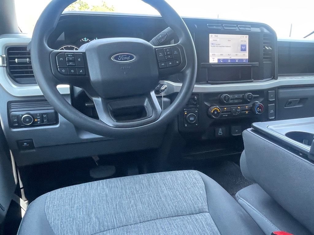 Used 2024 Ford F250 XL w/ FX4 Off-Road Package image 9