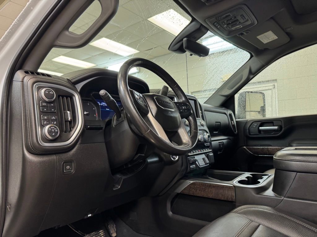 Used 2021 GMC Sierra 3500 Denali w/ Denali Ultimate Package image 14