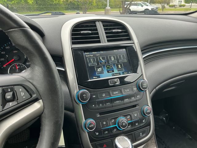 Used 2016 Chevrolet Malibu LTZ FWD image 18