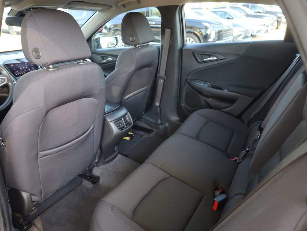 Used 2022 Chevrolet Malibu LT image 26
