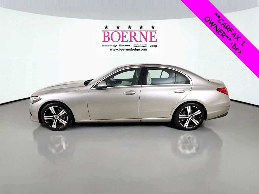 Used 2022 Mercedes-Benz C 300 Sedan image 4