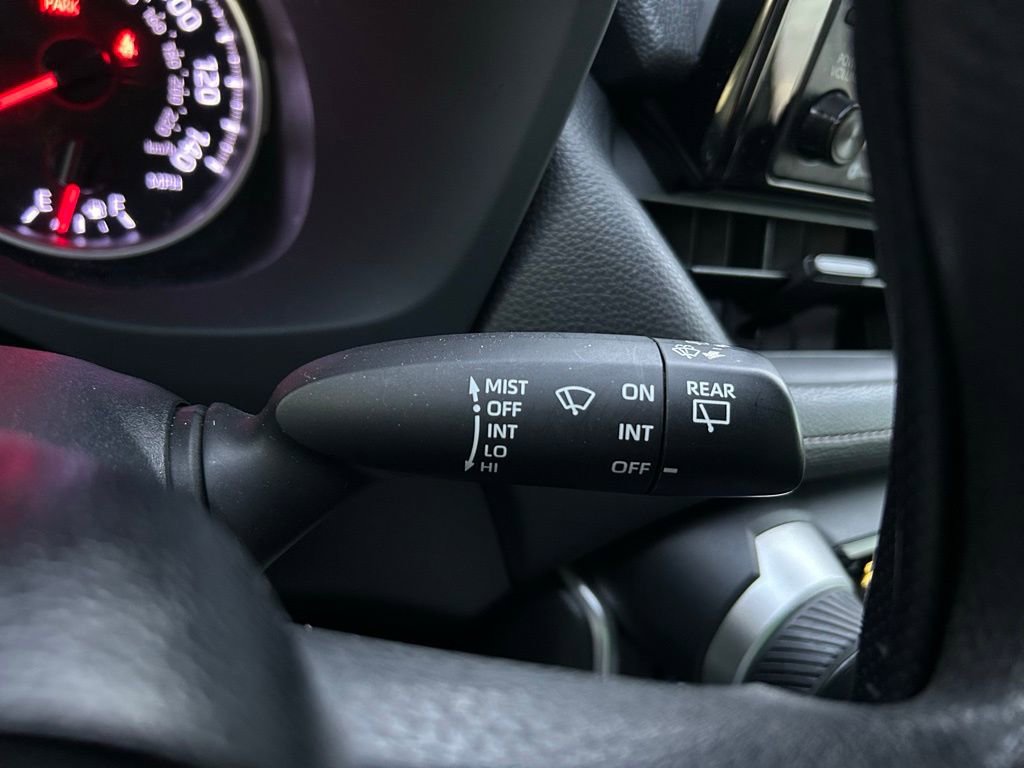 Used 2020 Toyota RAV4 LE image 20