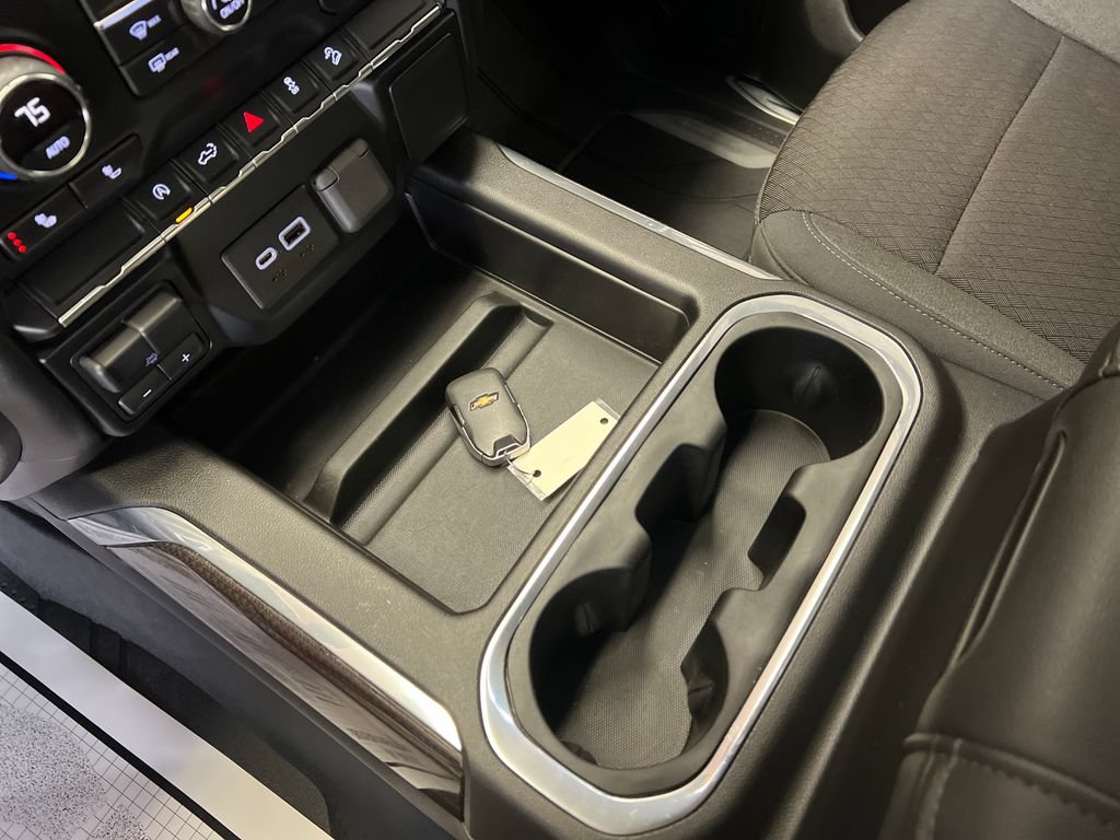 Used 2019 Chevrolet Silverado 1500 RST AWD/4WD image 38