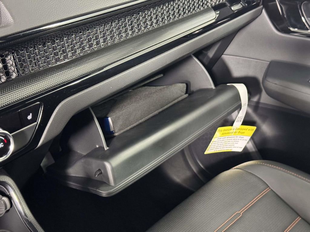 Used 2025 Honda CR-V Sport Touring image 31