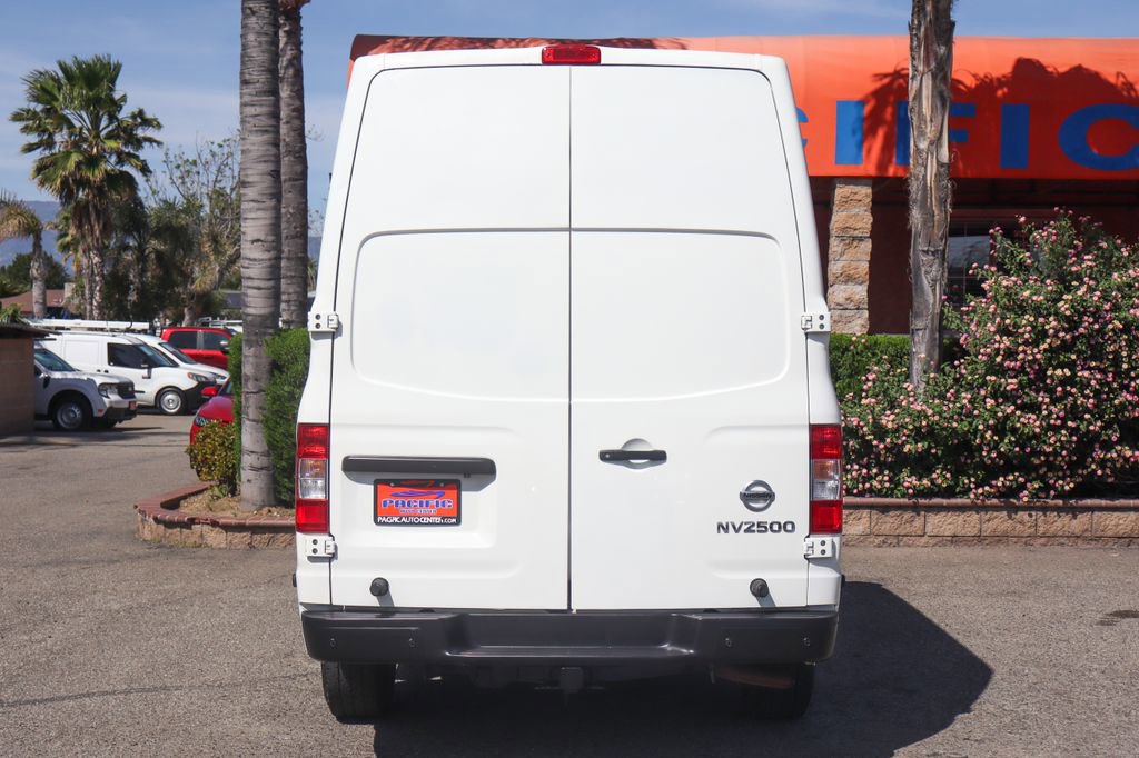 Used 2019 Nissan NV 2500 SV image 7