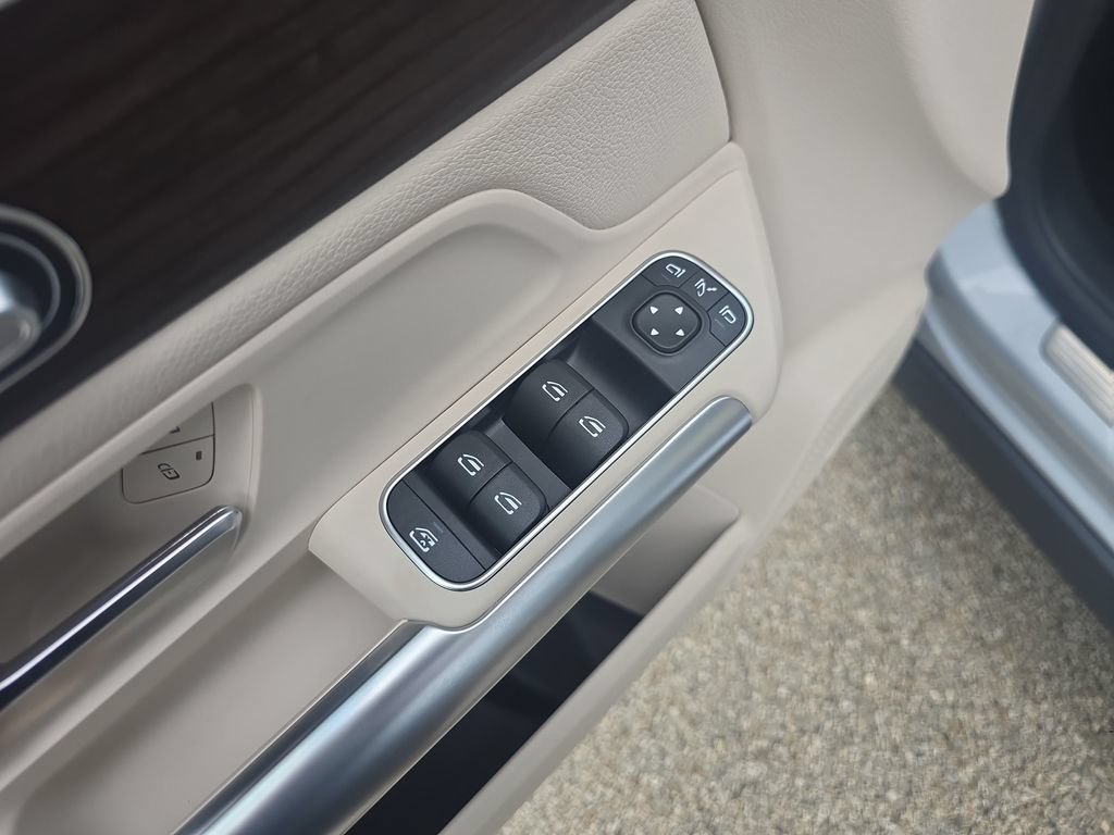 New 2026 Mercedes-Benz GLA 250 4MATIC image 11