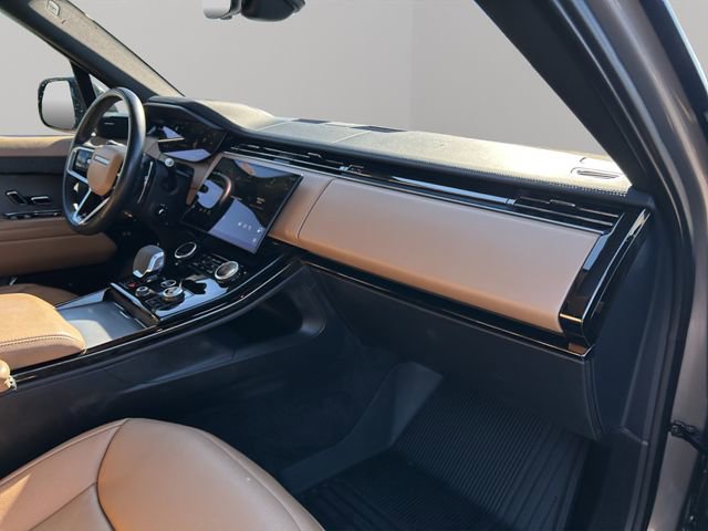 Used 2023 Land Rover Range Rover Sport SE AWD/4WD image 28