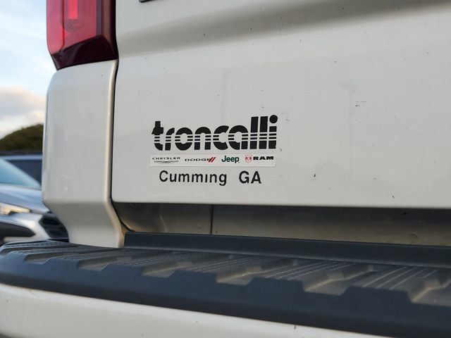 Used 2020 Chevrolet Silverado 1500 High Country w/ Technology Package image 11