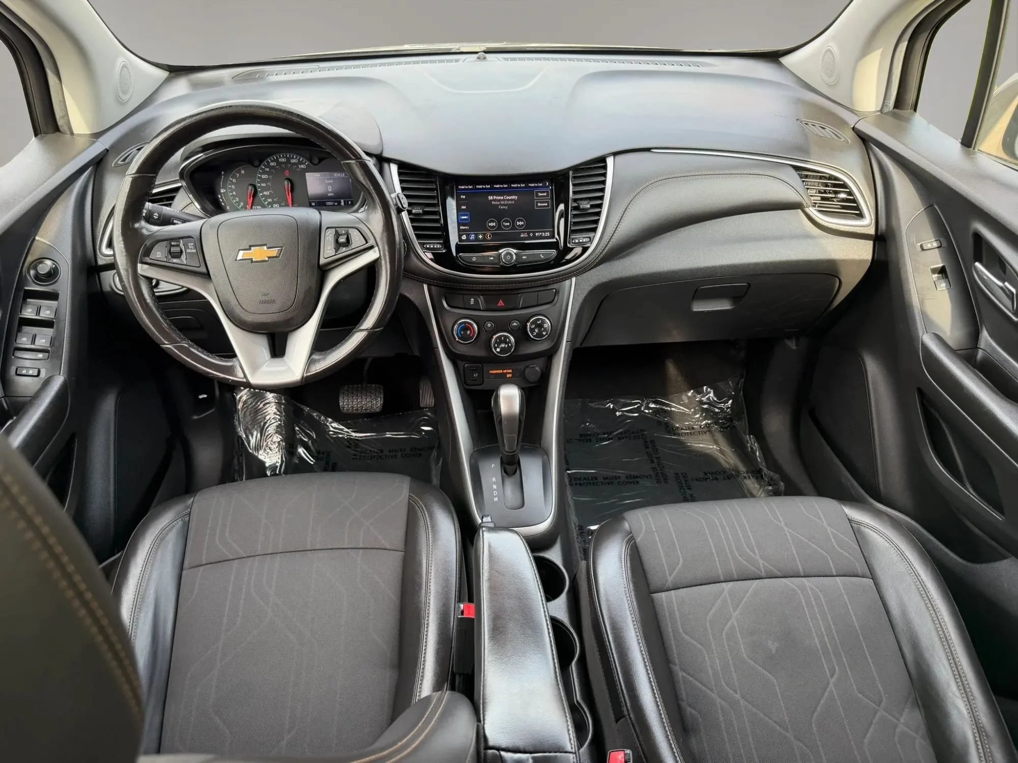 Used 2022 Chevrolet Trax LT w/ Driver Confidence Package AWD/4WD image 30