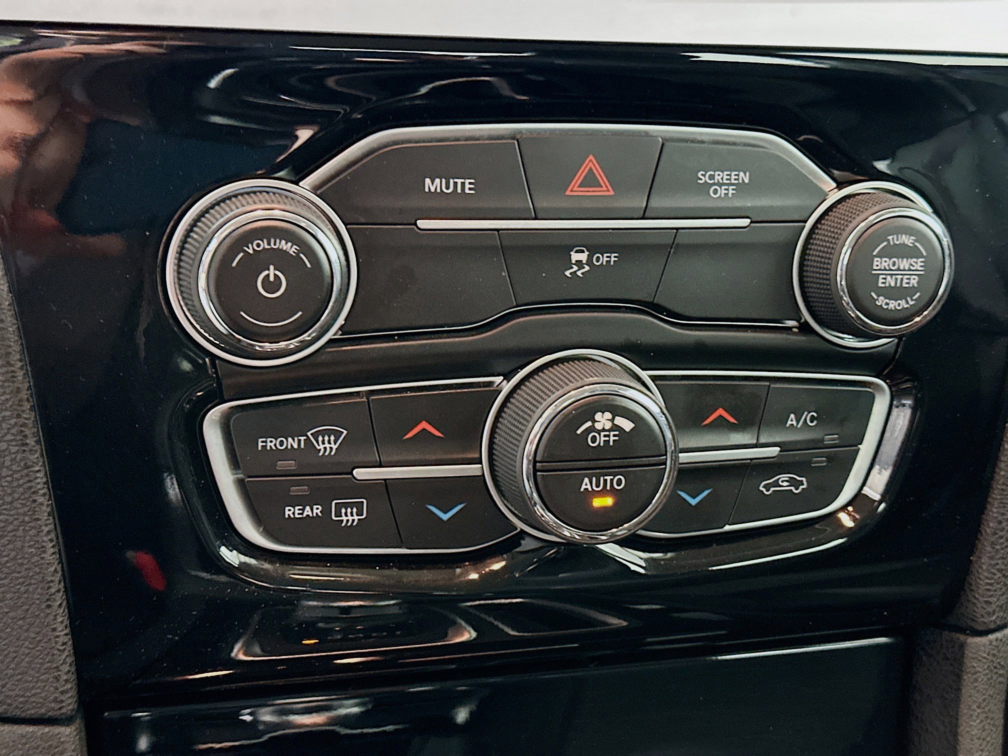 Used 2023 Chrysler 300 Touring image 22