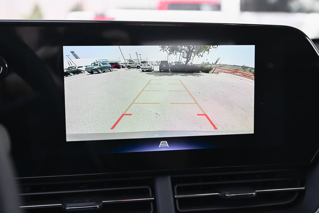 New 2026 Chevrolet Trax LT w/ LPO, Blackout Package FWD image 24