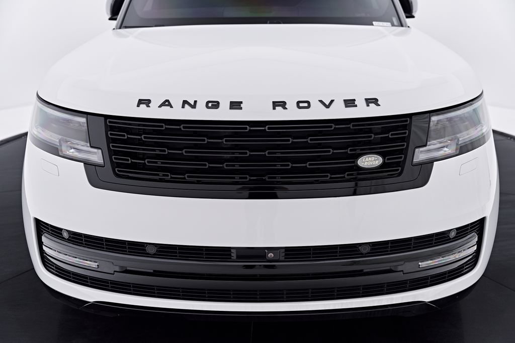 Used 2025 Land Rover Range Rover Long Wheelbase SE AWD/4WD image 13
