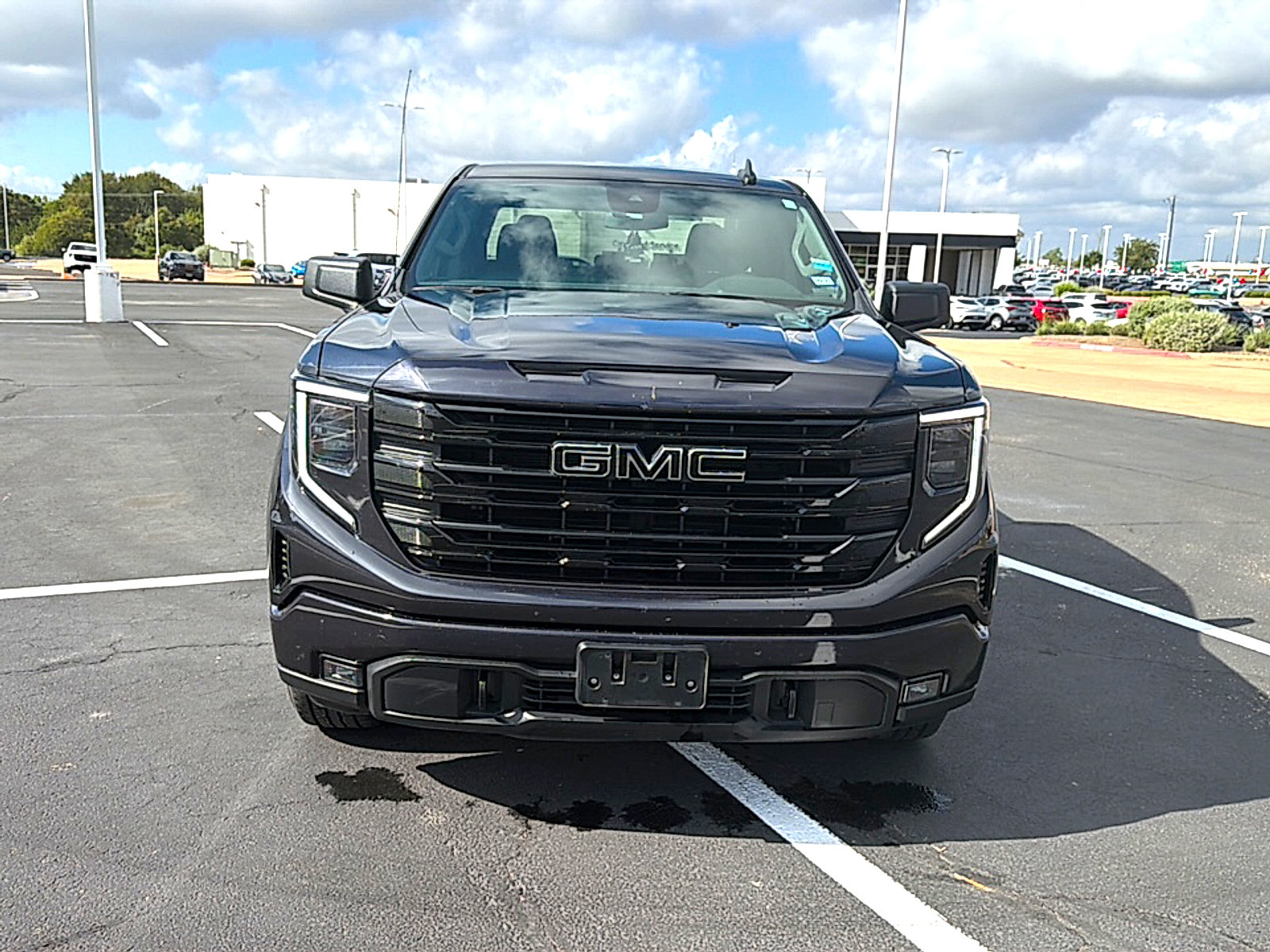 Used 2025 GMC Sierra 1500 Elevation RWD image 2