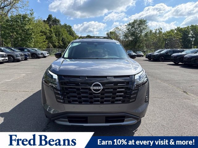 New 2026 Nissan Pathfinder SL w/ Cargo Package AWD/4WD image 2