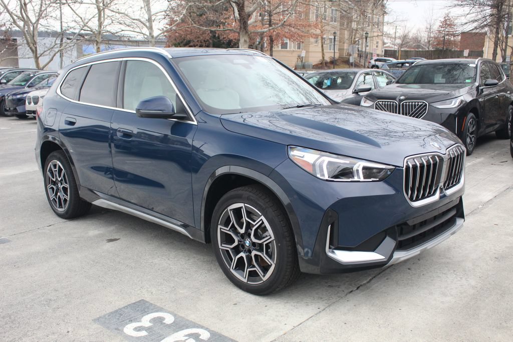 Used 2026 BMW X1 xDrive28i w/ Technology Package AWD/4WD image 1